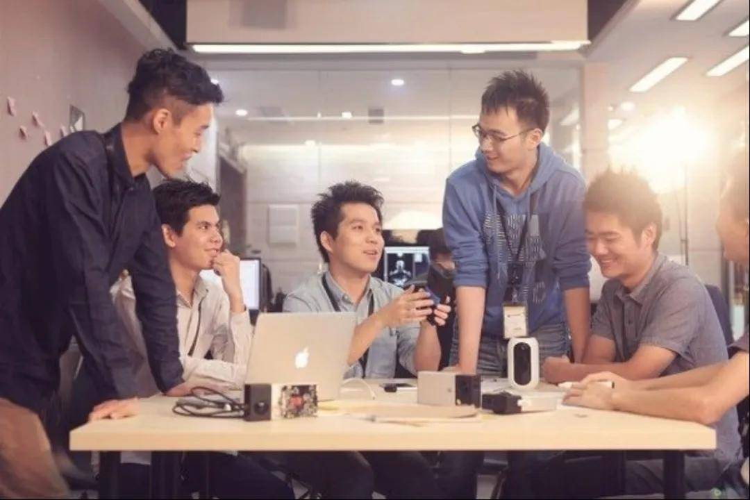 深圳又跑出一个IPO：90后广东小伙拿下全球第一，市值超700亿