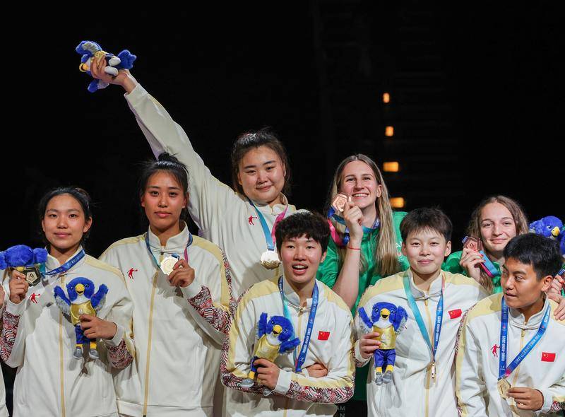 大运会闭幕！中国代表团30金27银17铜位列第二位