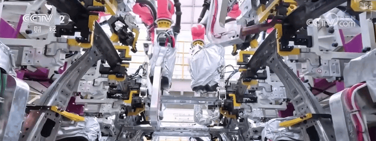 多领域上半年“成绩单”出炉，活力澎湃！利好积聚经济“跃动”内生动力强劲