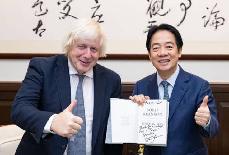 稀客来访,高喊“为台湾而战”!正考虑访华的斯塔默感到“背后一阵寒意”