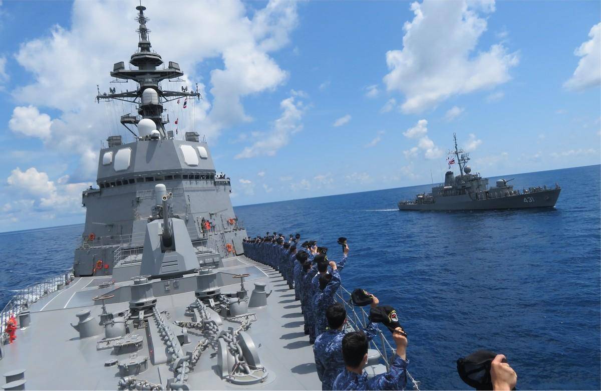 中方决定取消访日，日本记者涌进外交部，不明白中方为何不惯着了