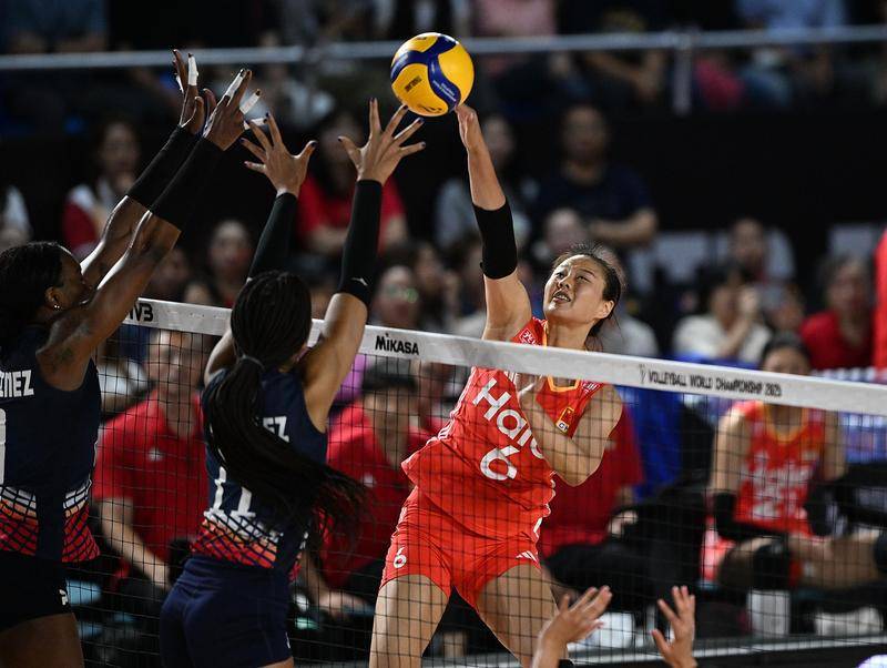 3连胜！世锦赛-中国女排3-0多米尼加锁小组头名 1/8决赛战法国