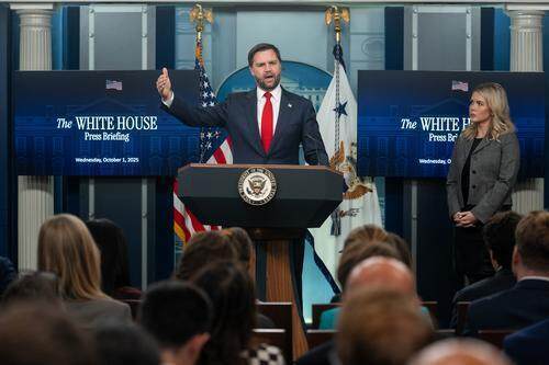 早安!世界丨美国政府关门，这次不会迅速结束；哈马斯或有条件接受“20点计划”