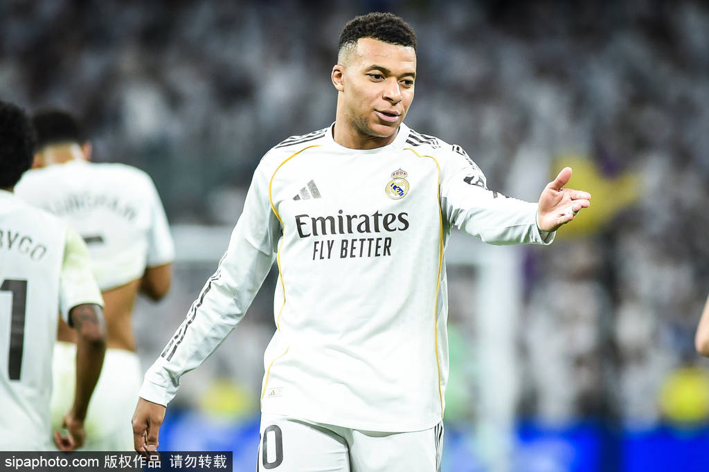 凯恩破门+出局定格14球！ 恭喜姆总尴尬夺欧冠最佳射手